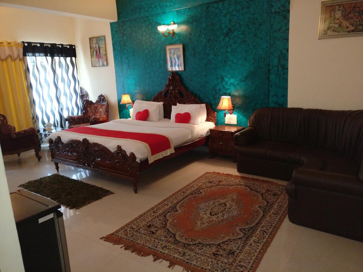 Hotel Raj Mahal Chikmagalur Exterior photo